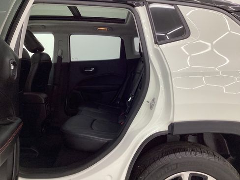 Used 2017 Jeep Compass Trailhawk w/ Leather Interior Group AWD/4WD image 20
