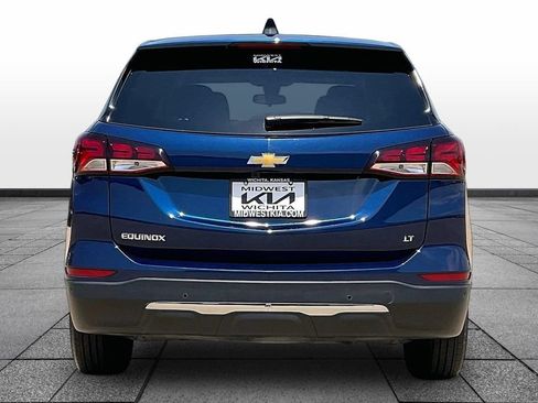 Used 2023 Chevrolet Equinox LT FWD image 4