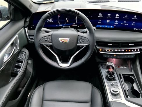 Used 2025 Cadillac CT5 Premium Luxury image 5