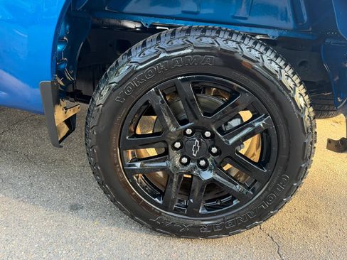 Used 2023 Chevrolet Silverado 1500 Custom RWD image 35