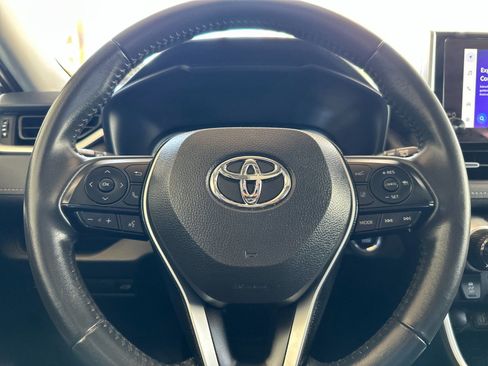 Used 2023 Toyota RAV4 XLE Premium FWD image 27
