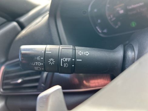 Used 2019 Honda Accord Sport image 36