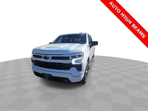 Used 2023 Chevrolet Silverado 1500 RST w/ Convenience Package II image 3