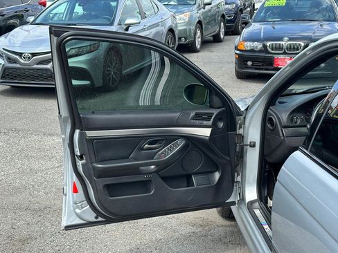 Used 2000 BMW M5 RWD image 9