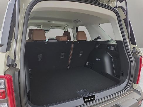 New 2025 Ford Bronco Sport Outer Banks image 8