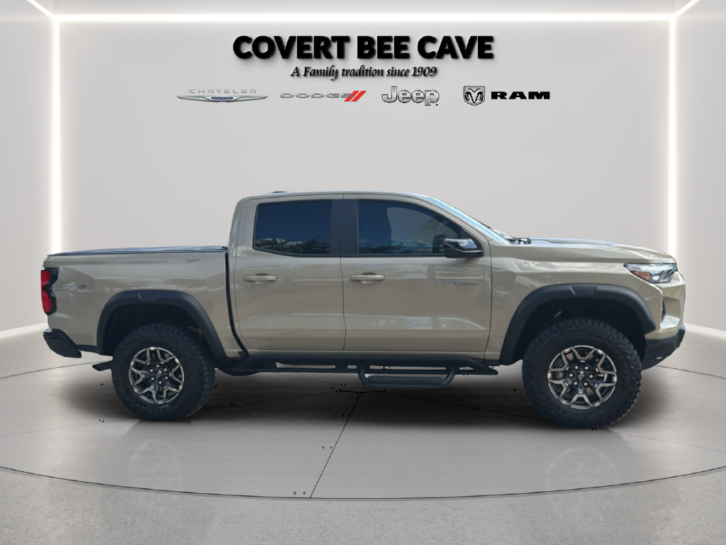 Used 2024 Chevrolet Colorado ZR2 w/ ZR2 Convenience Package III AWD/4WD image 11