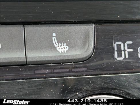 Used 2024 Volkswagen Taos SE FWD image 23