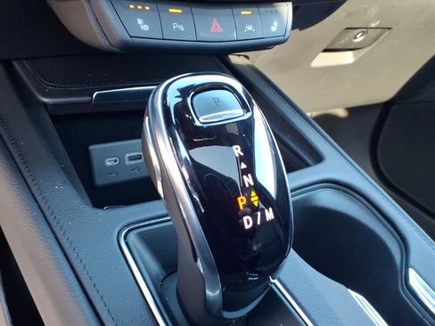 Certified 2023 Cadillac XT4 Sport w/ Technology Package image 28