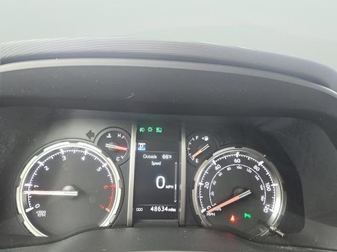 Used 2023 Toyota 4Runner Limited AWD/4WD image 15