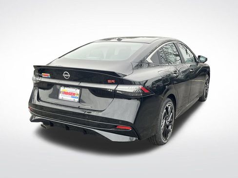 New 2026 Nissan Sentra SR w/ SR Premium Package FWD image 5