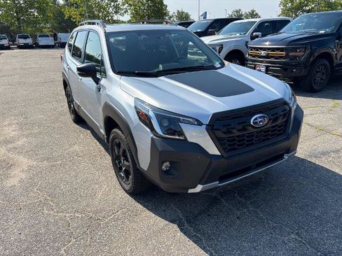 Used 2025 Subaru Forester Wilderness w/ Wilderness Package AWD/4WD image 3