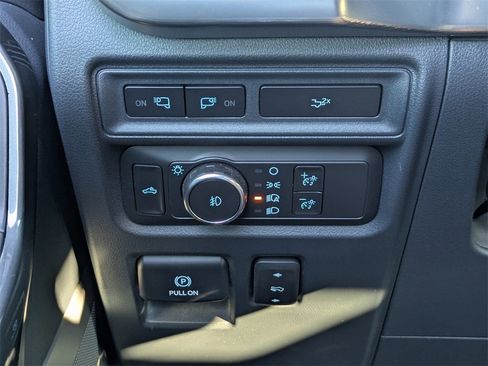 Used 2022 Ford F150 Lariat w/ Equipment Group 502A High image 24