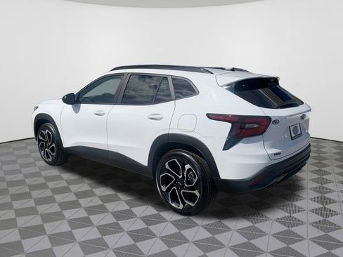 New 2026 Chevrolet Trax RS FWD image 11