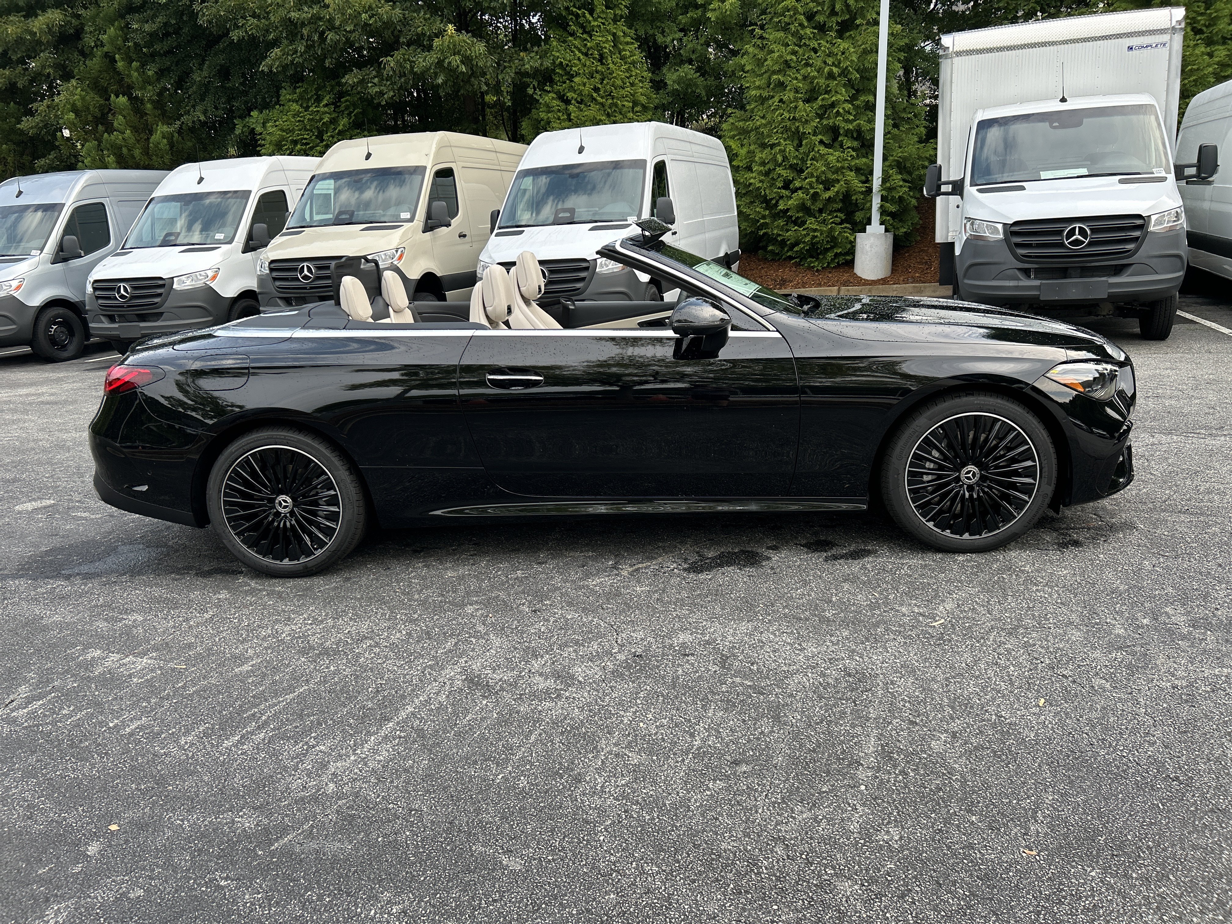 New 2027 Mercedes-Benz CLE 450 4MATIC Cabriolet image 9