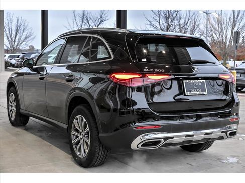 New 2026 Mercedes-Benz GLC 300 4MATIC image 6