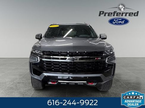 Used 2022 Chevrolet Tahoe Z71 w/ Z71 Off-Road Package AWD/4WD image 11