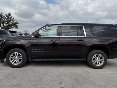 Used 2020 Chevrolet Suburban LS w/ Enhanced Driver Alert Package image 10
