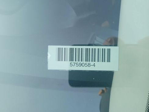 Used 2025 Hyundai Venue SEL FWD image 9