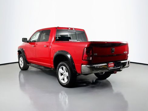 Used 2017 RAM 1500 Classic SLT image 3