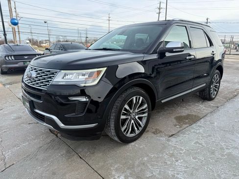 Used 2018 Ford Explorer Platinum image 6