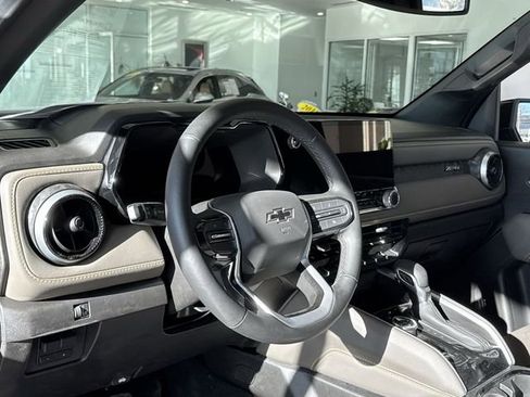 Used 2025 Chevrolet Colorado ZR2 w/ Technology Package image 20