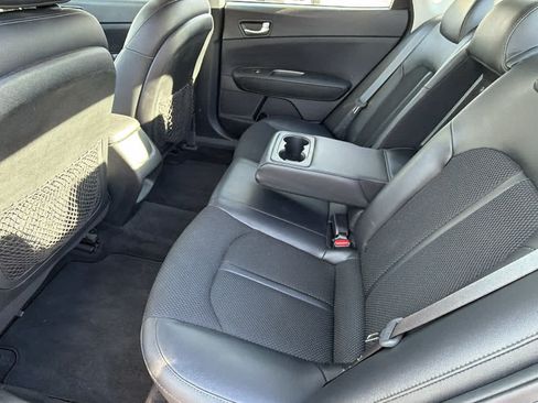 Used 2020 Kia Optima S FWD image 24