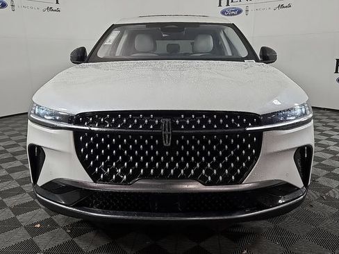 Used 2026 Lincoln Nautilus Premier w/ Equipment Group 102A AWD/4WD image 2