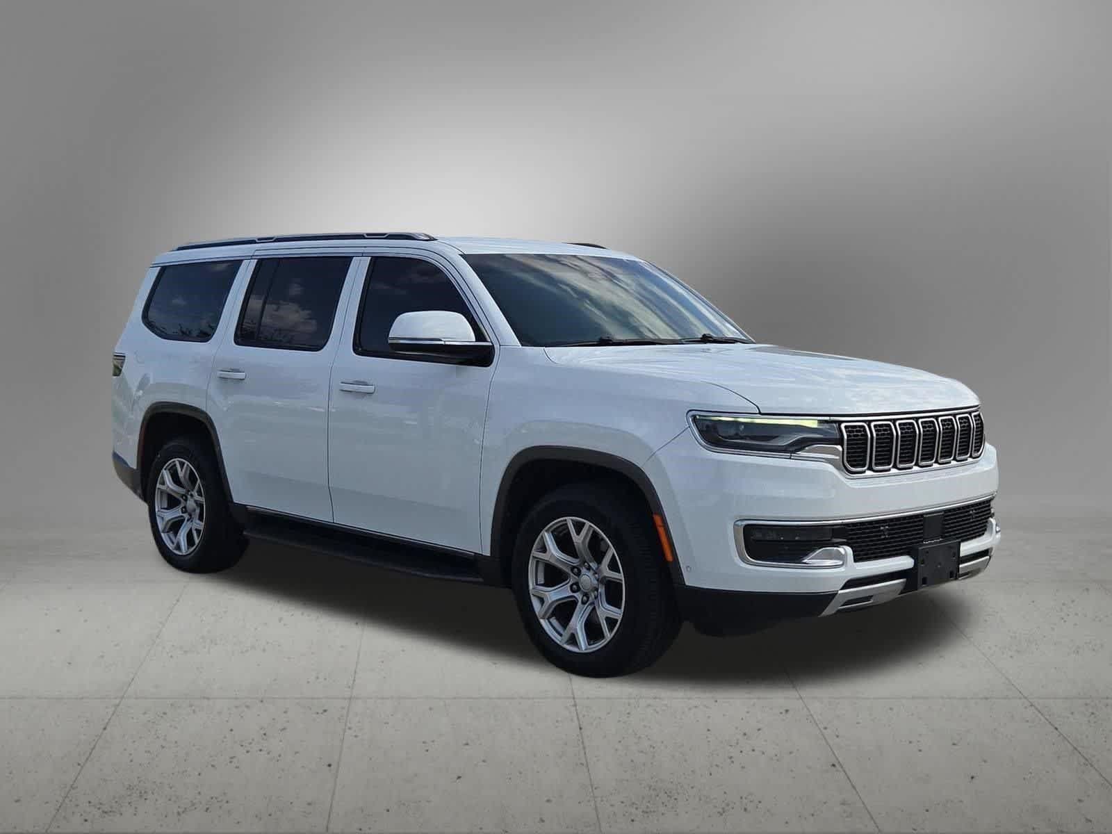 Used 2022 Jeep Wagoneer Series II RWD image 8