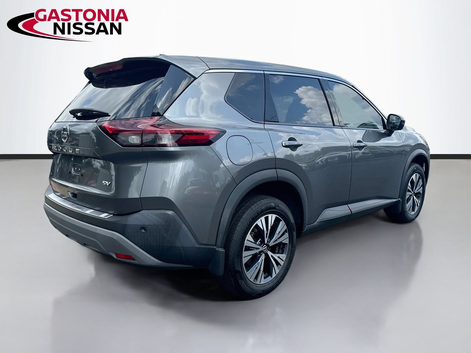 Used 2021 Nissan Rogue SV FWD image 9
