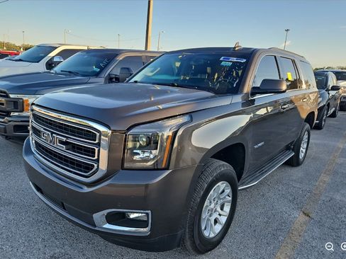 Used 2019 GMC Yukon SLT AWD/4WD image 1