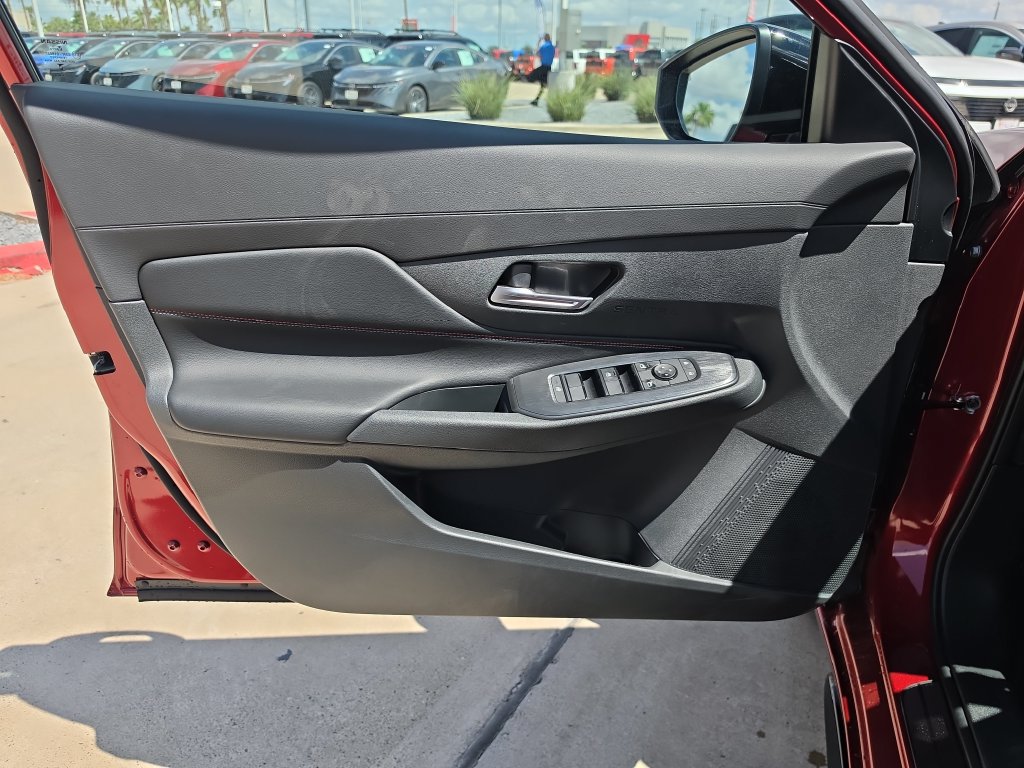 New 2027 Nissan Sentra SR w/ Floor Mat Package FWD image 22