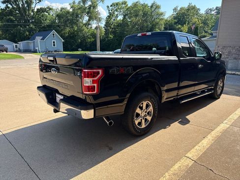 Used 2018 Ford F150 XLT w/ Equipment Group 302A Luxury AWD/4WD image 4