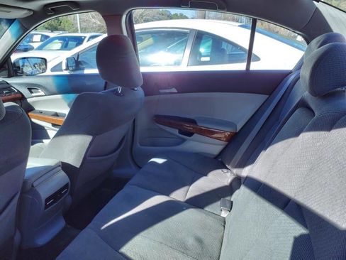 Used 2011 Honda Accord EX image 6