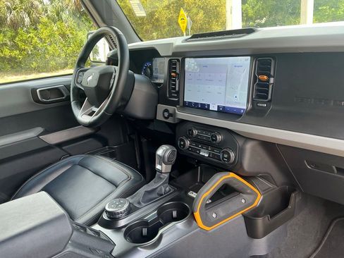 Used 2023 Ford Bronco Badlands AWD/4WD image 15