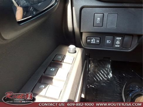 Used 2023 Toyota Tacoma TRD Off-Road AWD/4WD image 28