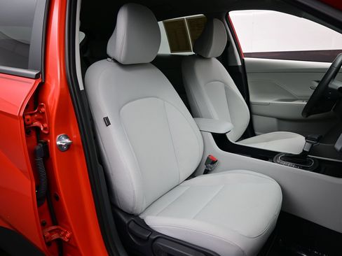 Used 2026 Hyundai Kona SEL Sport AWD/4WD image 13