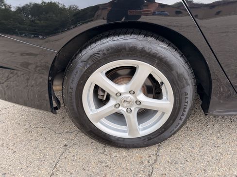 Used 2013 Honda Accord LX image 10