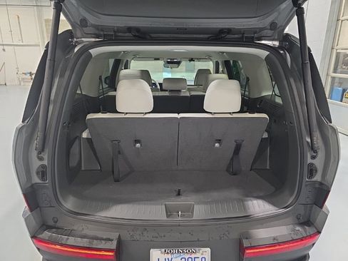 Used 2024 Hyundai Santa Fe SEL image 4