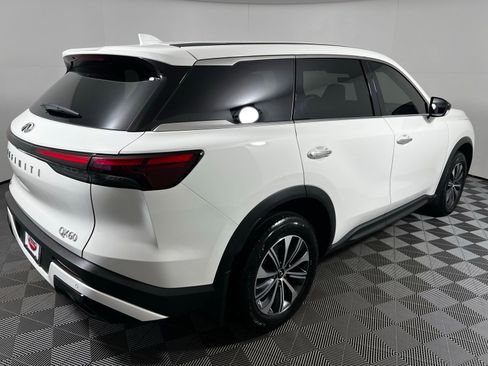 Used 2024 INFINITI QX60 Pure image 5