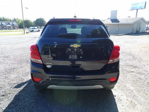 Used 2021 Chevrolet Trax LT w/ Driver Confidence Package FWD image 4