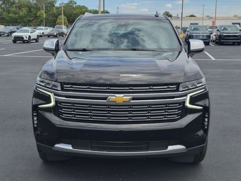 Used 2023 Chevrolet Tahoe Premier RWD image 2