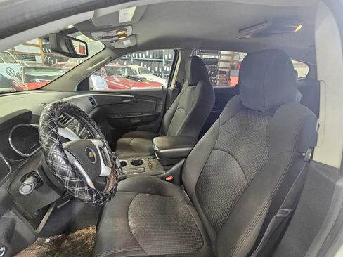 Used 2011 Chevrolet Traverse LT w/ Personal Connectivity Package AWD/4WD image 13