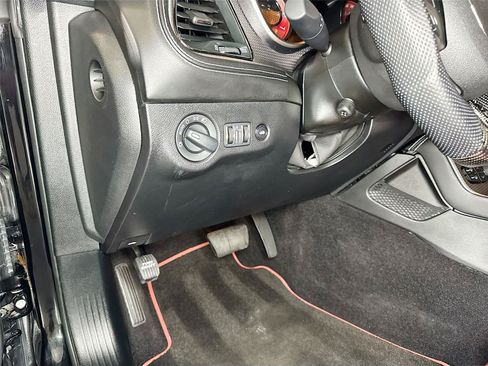 Used 2022 Dodge Challenger SRT Hellcat Redeye RWD image 6