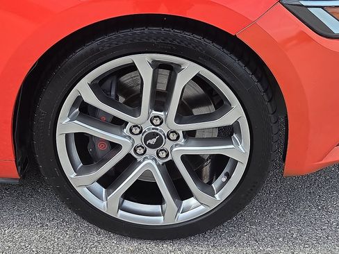 Used 2015 Ford Mustang GT Premium w/ GT Performance Package RWD image 7