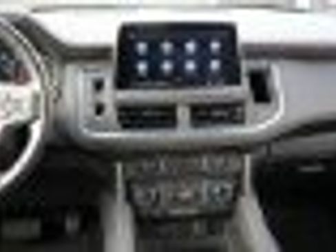 Used 2021 Chevrolet Tahoe Z71 w/ Z71 Off-Road Package image 10