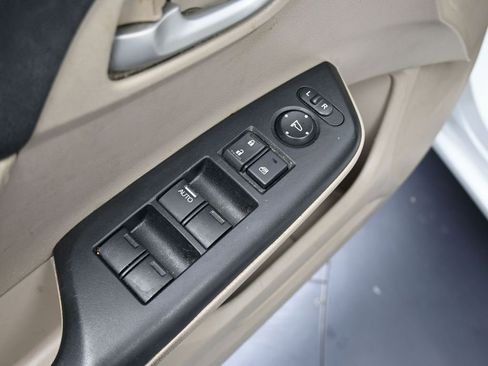 Used 2014 Honda Civic LX image 16