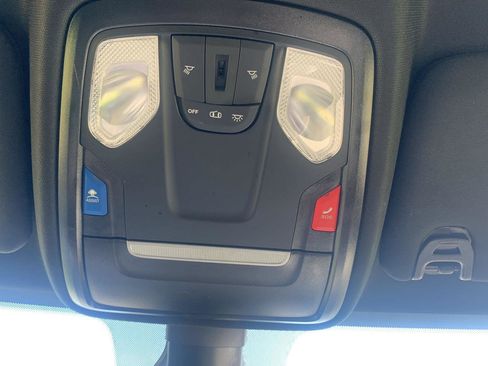 Used 2024 RAM 2500 Big Horn AWD/4WD image 32