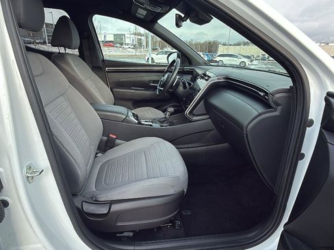 Used 2022 Hyundai Santa Cruz SEL Premium image 19