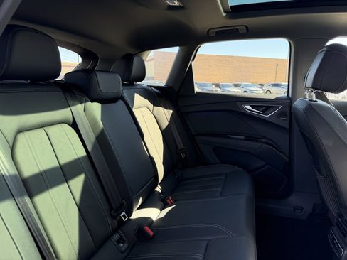 Used 2023 Audi Q4 e-tron Premium Plus w/ Premium Plus image 40