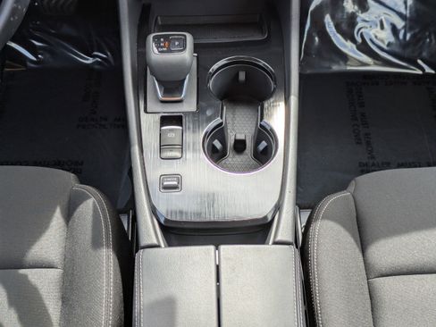 Certified 2024 Nissan Rogue S image 19